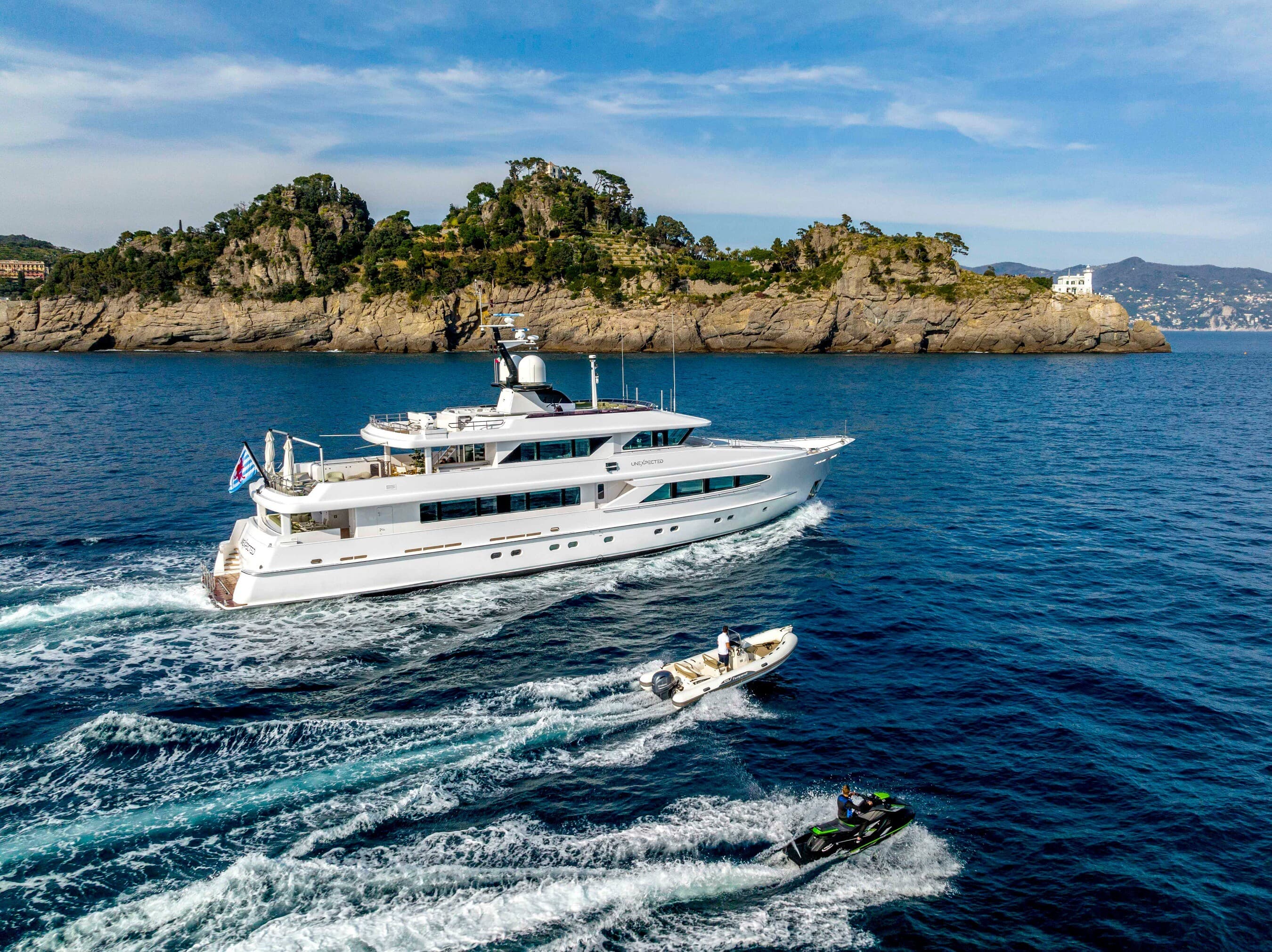 M/Y UNEXPECTED aerial view